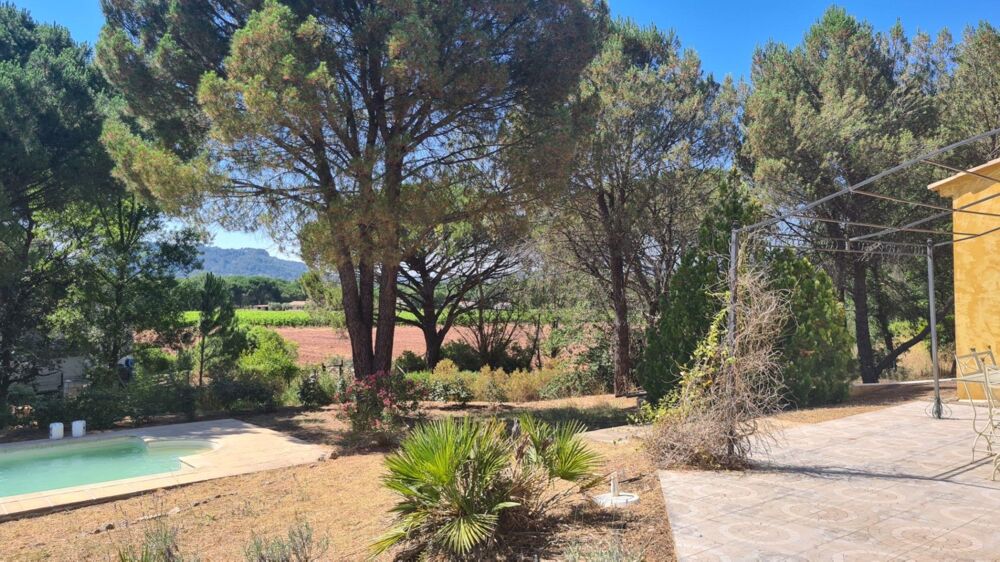 Vente Maison Maison au calme rénovée avec piscine et garage Vidauban