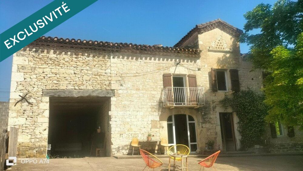 Vente Maison Ancienne ferme en pierre calcaire restaurée avec ses dependances Villeneuve-sur-vere