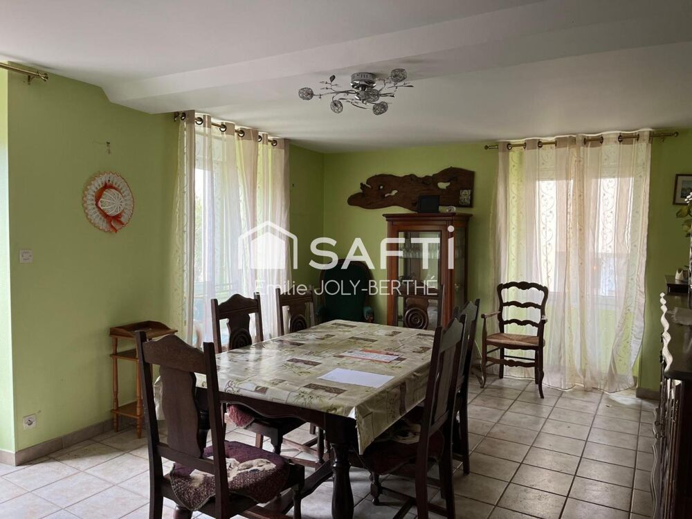 Maison située à Saulges, 115 m²
