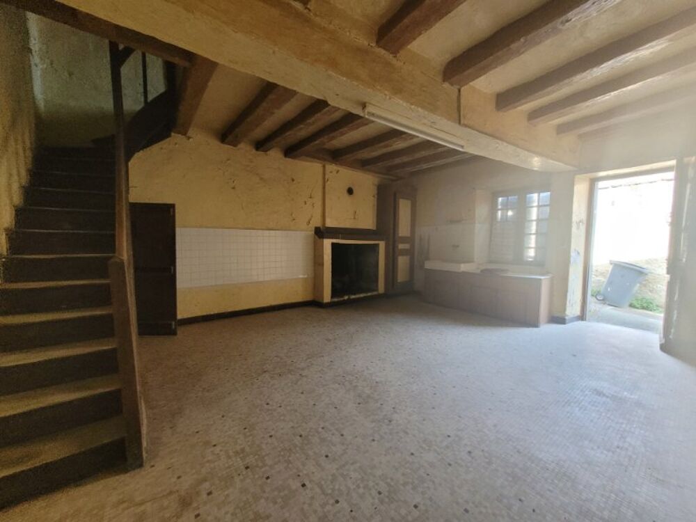 Vente Maison Bâtisse de 130m² de CACHET à RENOVER entièrement Descartes