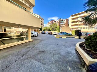  Parking / Garage à vendre 13 m²