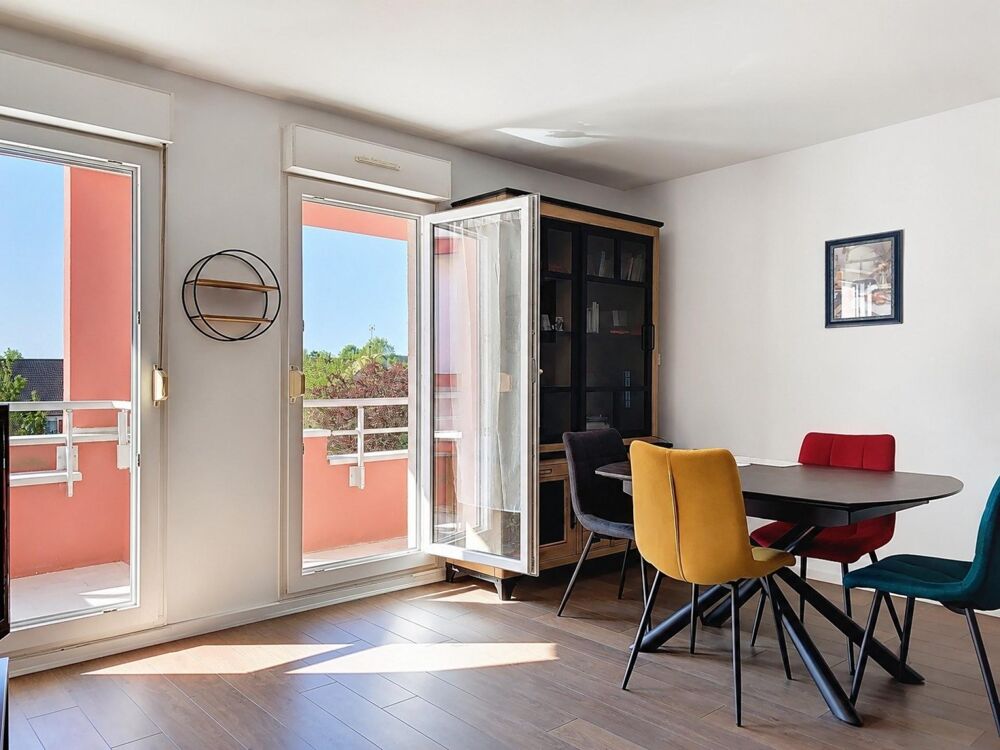 Vente Appartement FONTAINE-LÈS-DIJON - T4, deux balcons et parking en sous-sol Fontaine-les-dijon