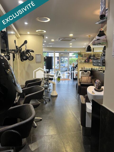SALON DE COIFFURE A VENDRE DE 55 M2 Situé à COURBEVOIE AVENUE MARCEAU LOYER 800/MOIS 130000 92400 Courbevoie