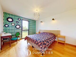  Maison � vendre 6 pi�ces 205 m�