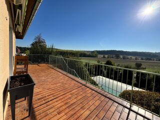 Vente Maison Maison T5 avec piscine aux portes de Besançon Chemaudin