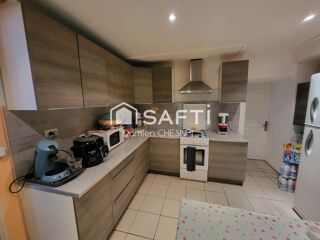  Maison � vendre 15 + pi�ces 295 m�