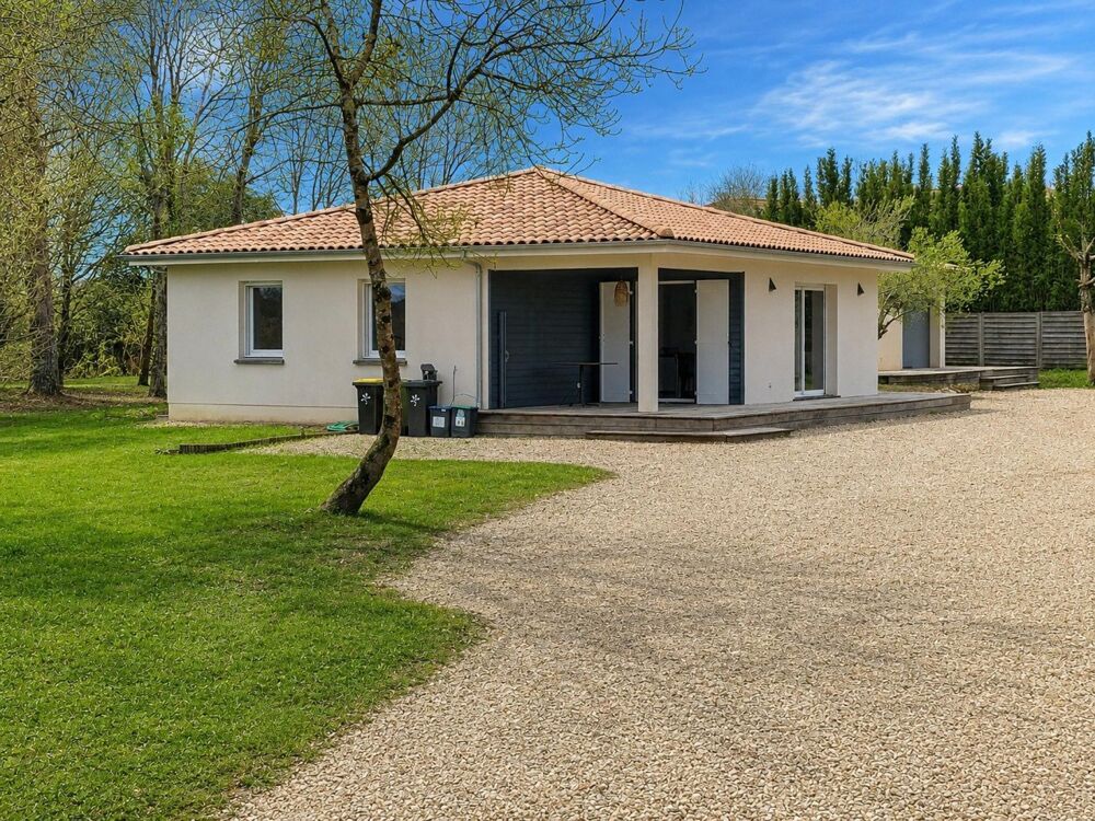 Ensemble immobilier composé de 2 maisons à proximité océan
