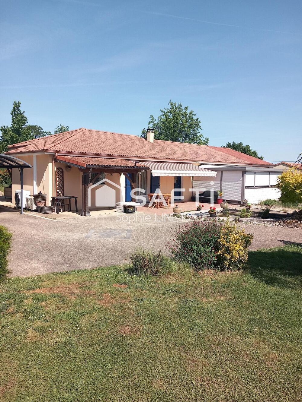 Maison de plain pied + Gite sur terrain de 3200m2