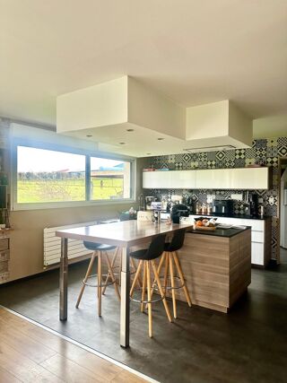  Maison � vendre 8 pi�ces 191 m�