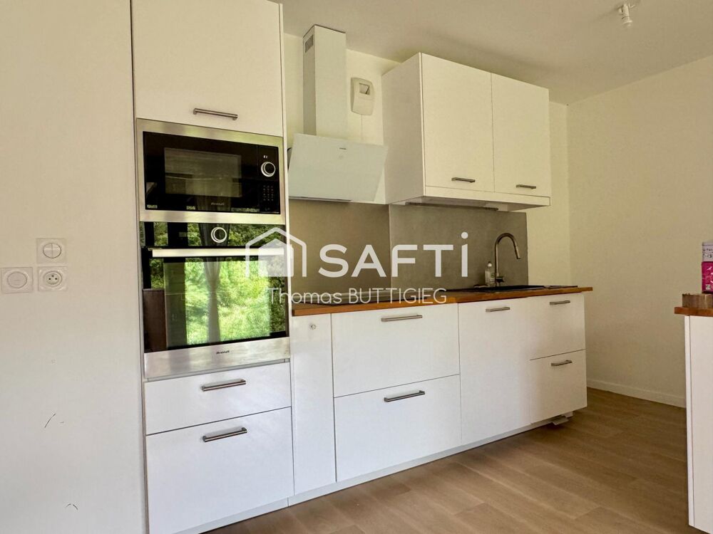 Appartement T3, calme et lumineux.