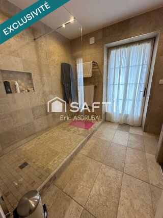  Maison � vendre 10 pi�ces 247 m�