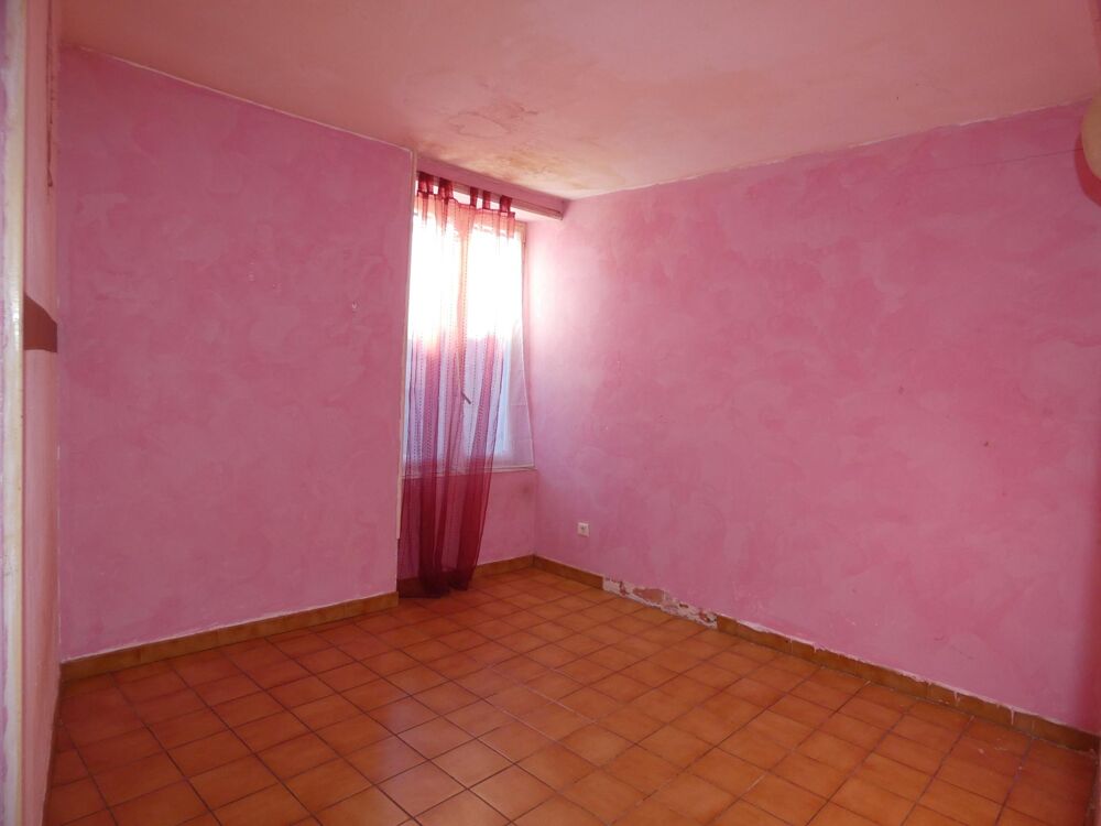 Vente Maison MaisonT4 d'environ 85m² avec cour de 25m² en plein coeur du village Esperaza