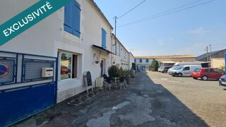  Immeuble à vendre 426 m² Lucon