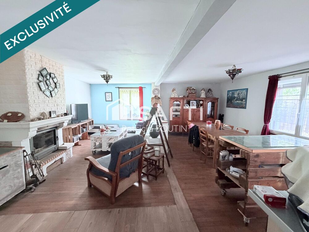 MAISON DE VILLAGE 3 CHAMBRES + BUREAU ET GARAGE A CHAMPDENIERS