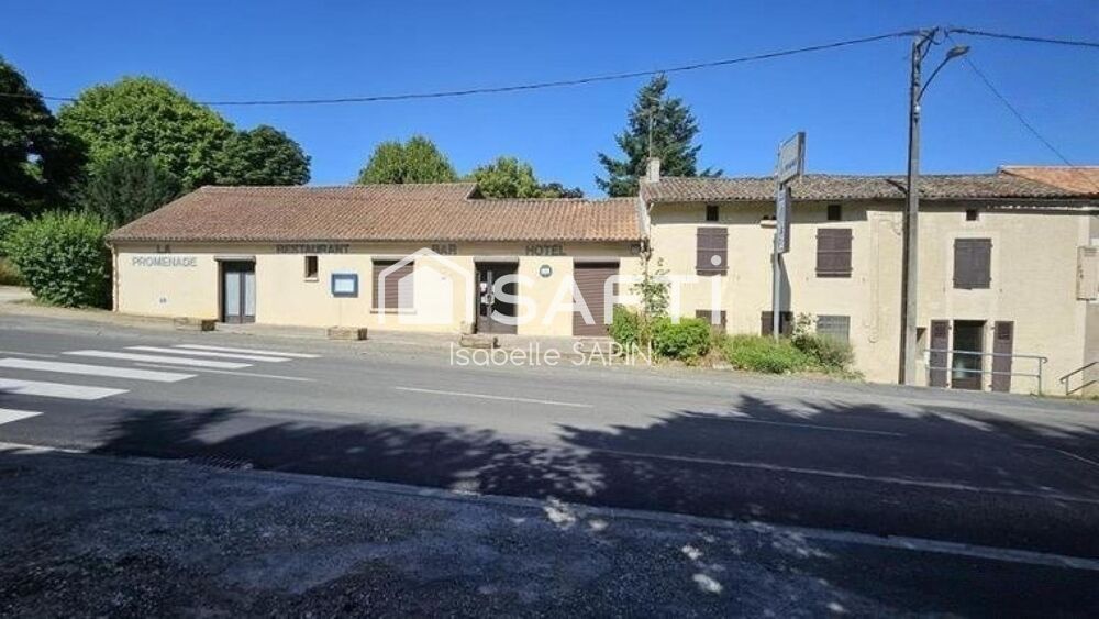   Ensemble immobilier à usage de bar et d'hôtel restaurant à rénover 