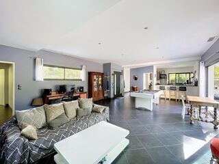  Maison à vendre 6 pièces 244 m²