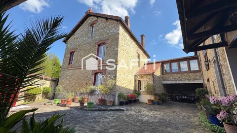   Maison de caractère en pierre meulière avec des grandes dépendances !! Maison - 7 pièce(s) - 200 m²