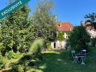  Maison à vendre 15 + pièces 372 m²