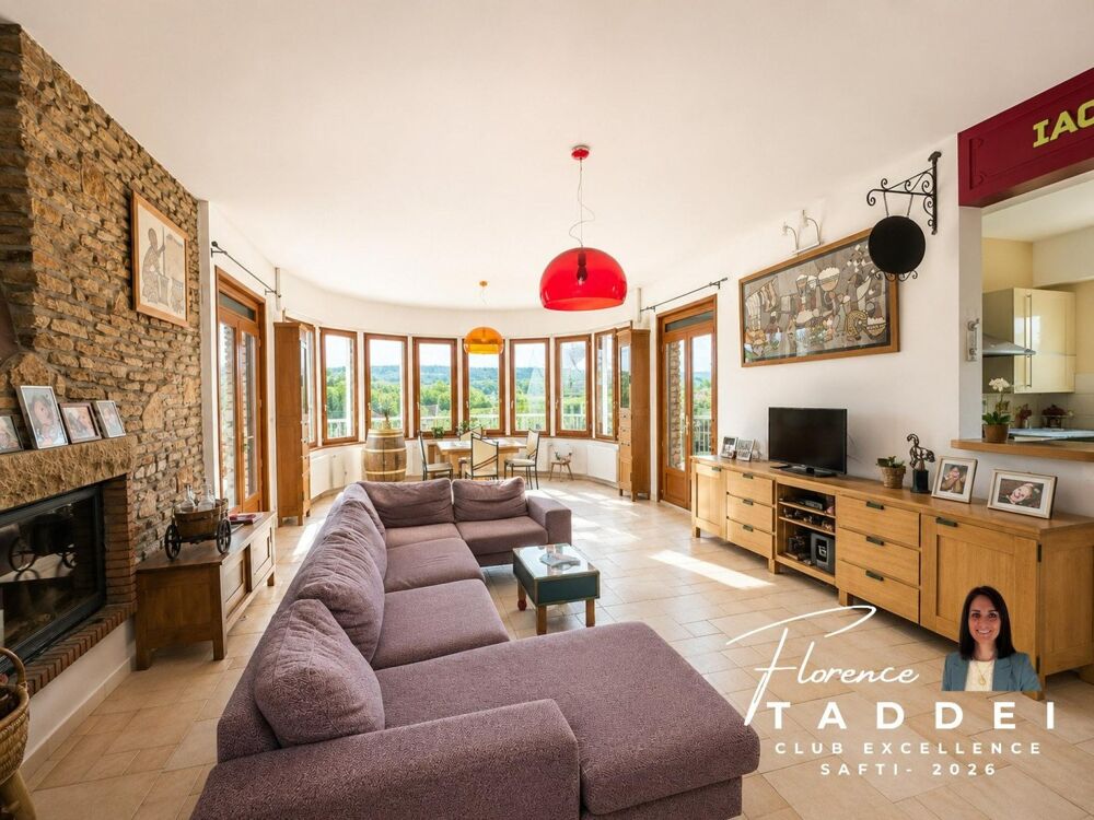 MARCOUSSIS  Maison familiale 5 chambres + sous sol total sur terrain de 1 500 m²