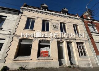  Immeuble à vendre 214 m²