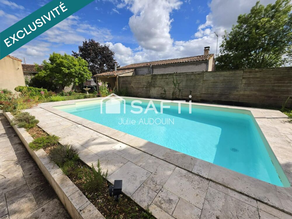 Maison ancienne avec piscine - Le Seure