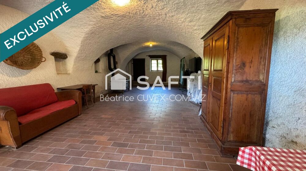 Ferme authentique avec terrain constructible 2813 m2