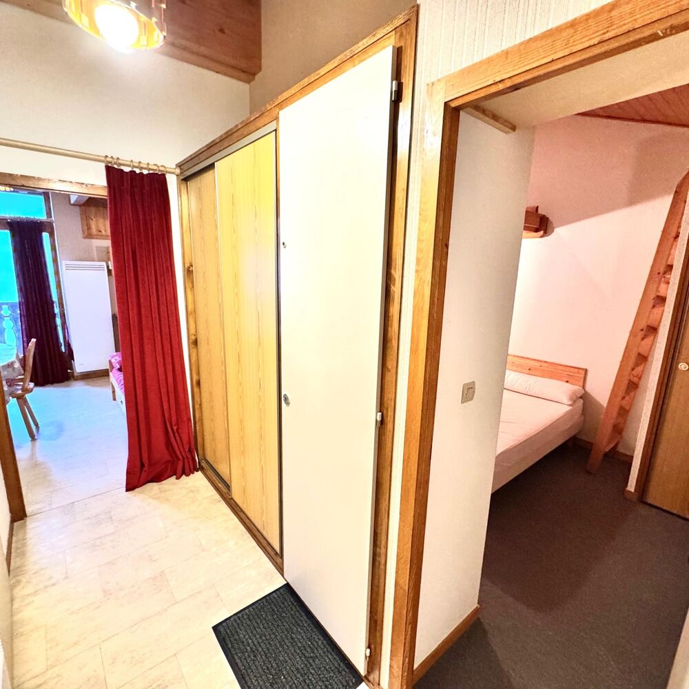 Vente Appartement Appartement 3 pièces de 38m2 utile ( 33m2 carrez) donnant sur un balcon offrant une vue dégagée sur les massifs avoisinants avec Le biot