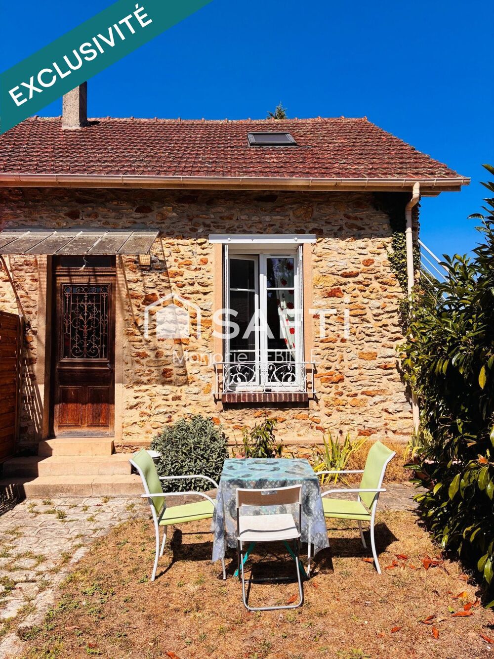 Barbizon Centre  Charme de la meulière et calme pour ce 2 pièces avec jardinet