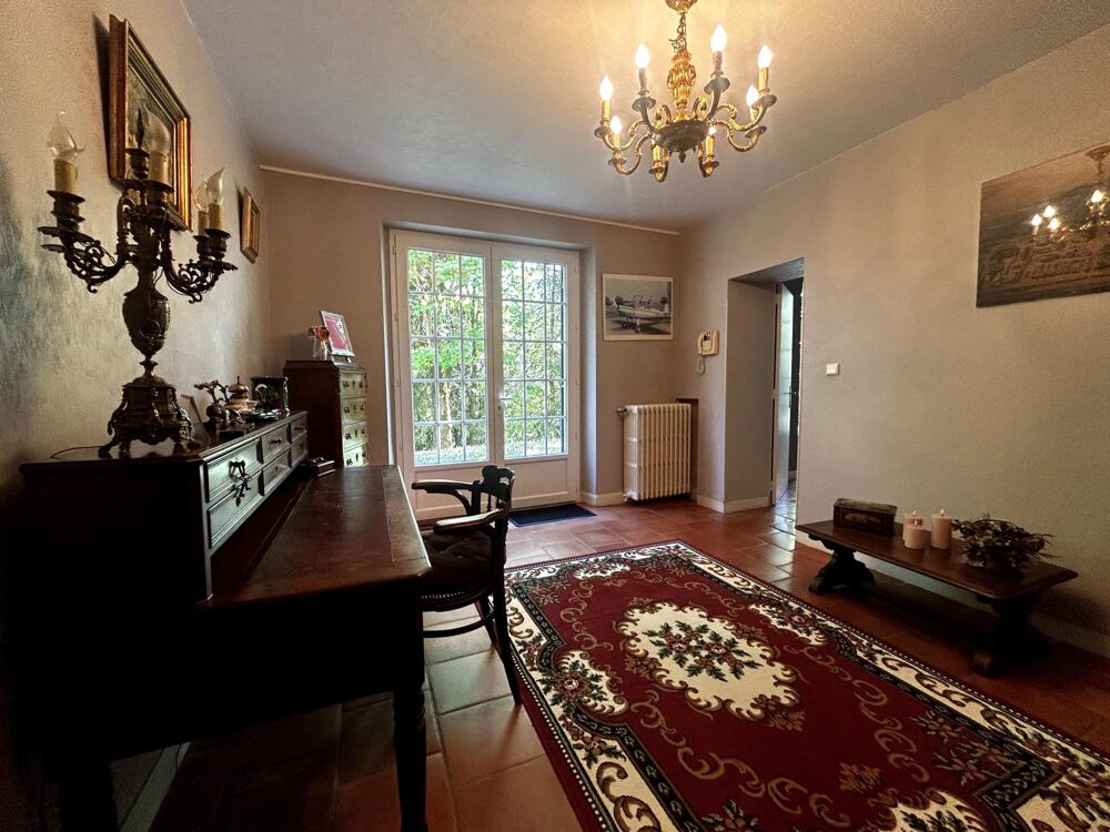 Maison en pierre de caractère - 324 m2 - Colayrac St Cirq