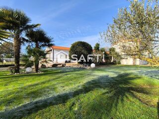  Maison � vendre 8 pi�ces 250 m�