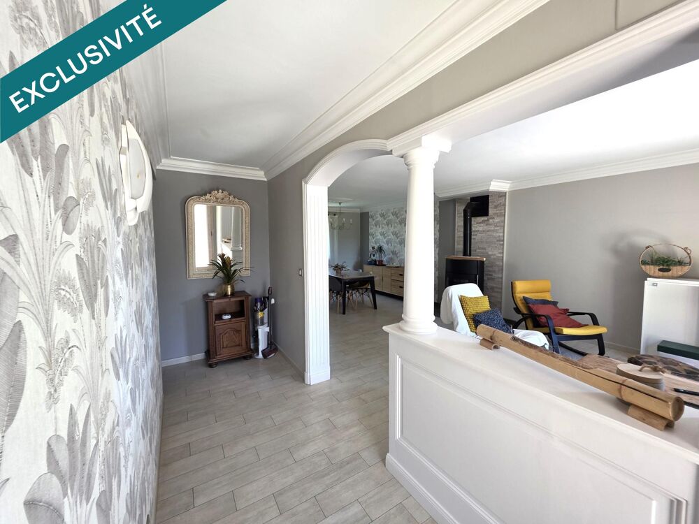 Maison avec vie de plain-pied, garage en sous-sol, terrain sur Baugé