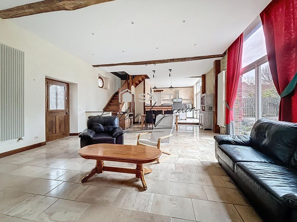 Belle maison familiale au calme, proche Longueville