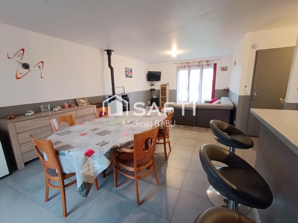 Vente Maison Maison 5 chambres 129 m² avec ses dépendances Saffre