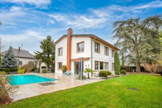  Maison à vendre 7 pièces 220 m²