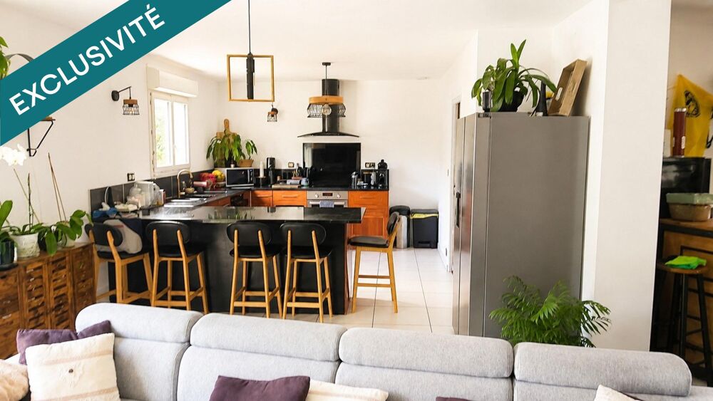 Vente Maison Spacieuse Maison avec piscine au calme de la campagne Vouzan
