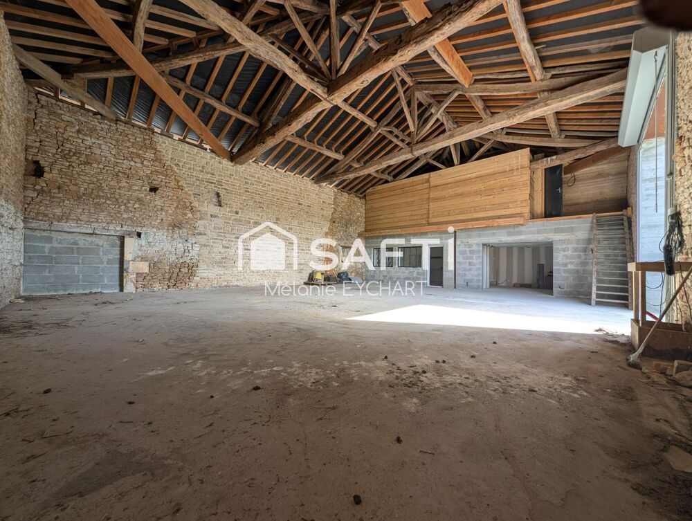 Vente Maison Grange de 228 m² avec toiture neuve, idéale artisan, stockage ou projet de réhabilitation, sur 1 500 m² de terrain. Rivieres