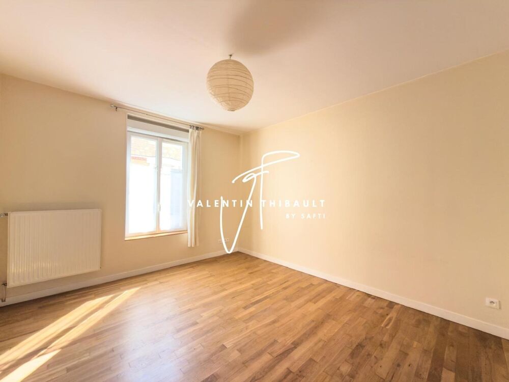 Poitiers (quartier Pont-Neuf)  Maison T2 57 m² entièrement rénovée, avec cave et cour intérieure