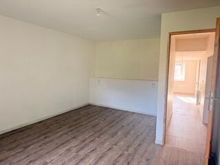 Vente Maison Maison ancienne de 130 m2,3 ch, garage et terrain Authoison