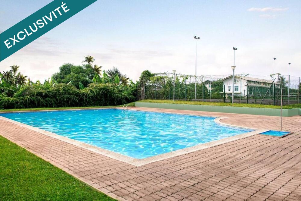STUDIO MEUBLE AVEC TERRASSE DANS RESIDENCE AVEC PISCINE, TERRAIN DE TENNIS ET PARKING