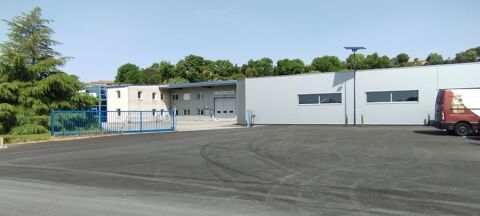 Batiment industriel de 810 m2  Saint-Donat-Sur-L'Herbasse 590000 26260 Saint-donat-sur-l'herbasse