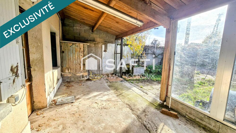Maison à rénover à Roullet Saint-Estèphe  Opportunité Investisseur