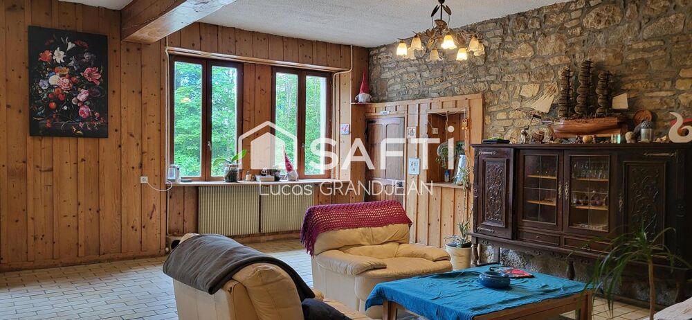 Vente Maison Authenticité et potentiel – Maison Familiale à vendre ! Les chalesmes