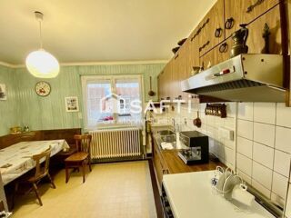  Maison  vendre 8 pices 150 m