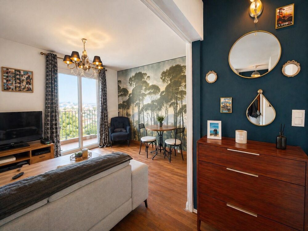 T2 refait a neuf -vue mer et dernier etage