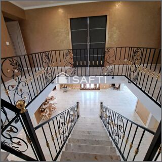  Maison à vendre 7 pièces 213 m²