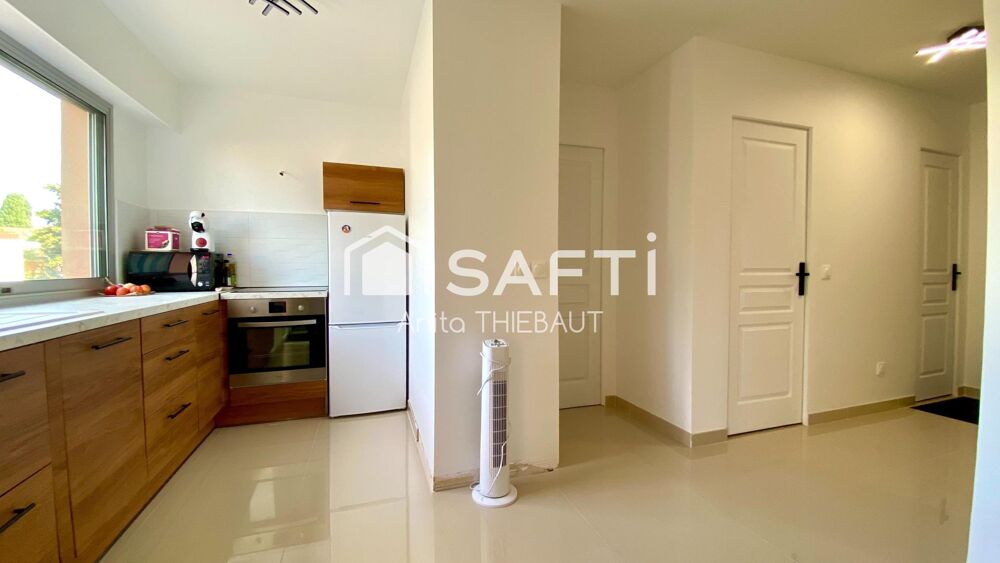 Vente Appartement Saint Raphael- Appartement rénové avec aperçu mer Saint-raphael