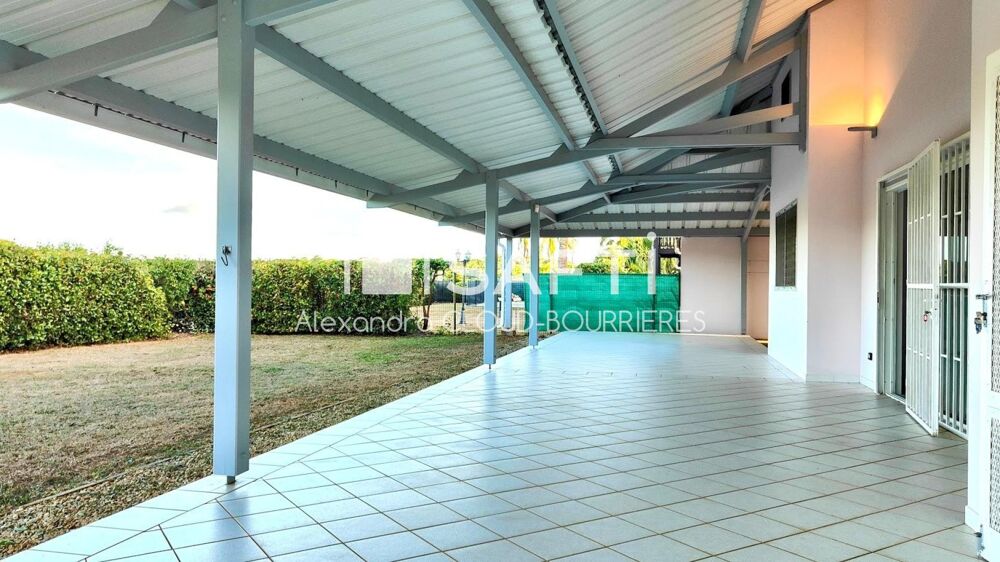 Vente Maison Maison environ 120 M2 face au lac ! Kourou