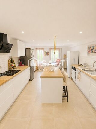  Maison à vendre 6 pièces 194 m²
