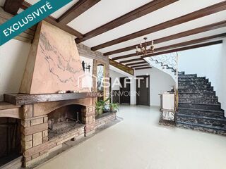  Maison � vendre 15 + pi�ces 330 m�