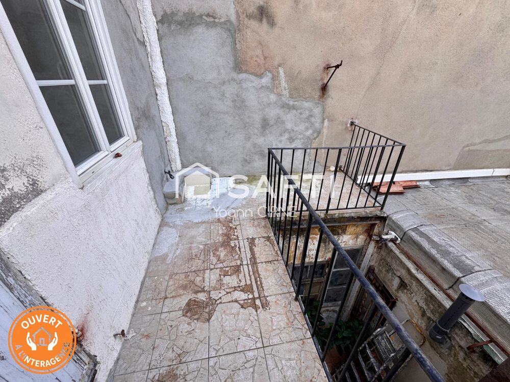 Vente Appartement Appartement T1 bis 28 m2  à rénover centre ville avec balcon La ciotat